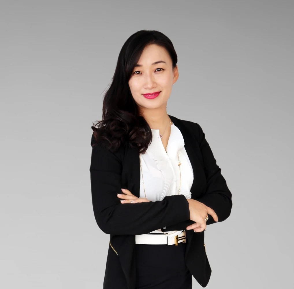 Jennifer Feng